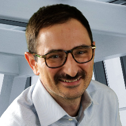 Moe Alsumidaie