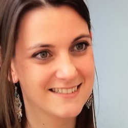 Caroline Feys